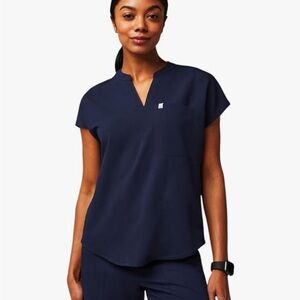 Fabletics Blue Sleeveless Boxy Blouse with Mandarin Collar